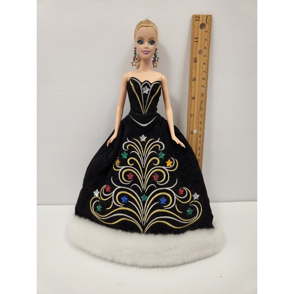 2006 HOLIDAY BARBIE *Bob Mackie BLACK VELVET Embellished Gown Blonde Braid - Picture 1 of 6